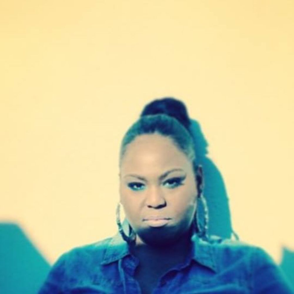 Meet your Posher, Talia